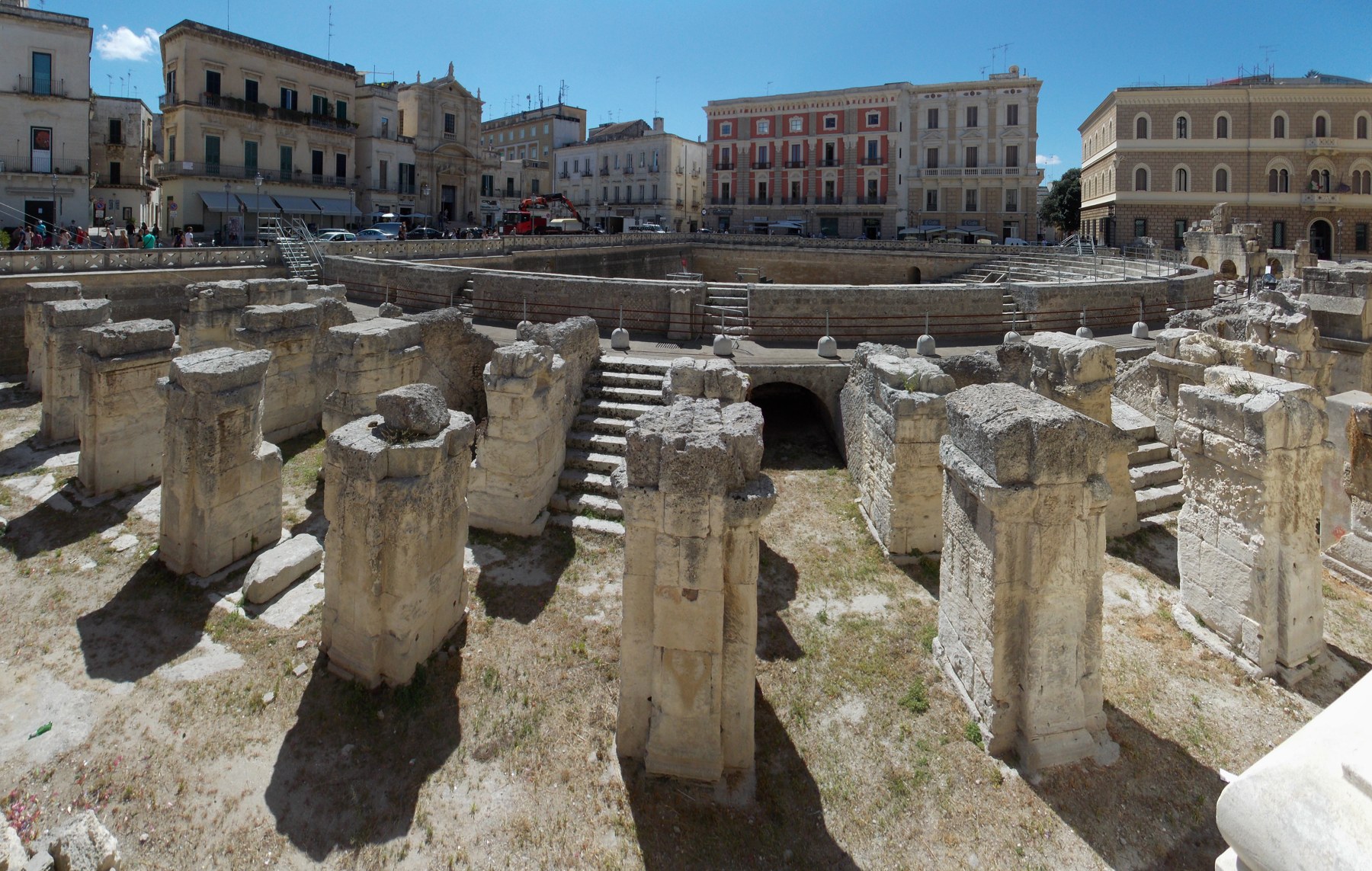 Roman amphitheatre below the buildings of Piazza Sant’Oronzo